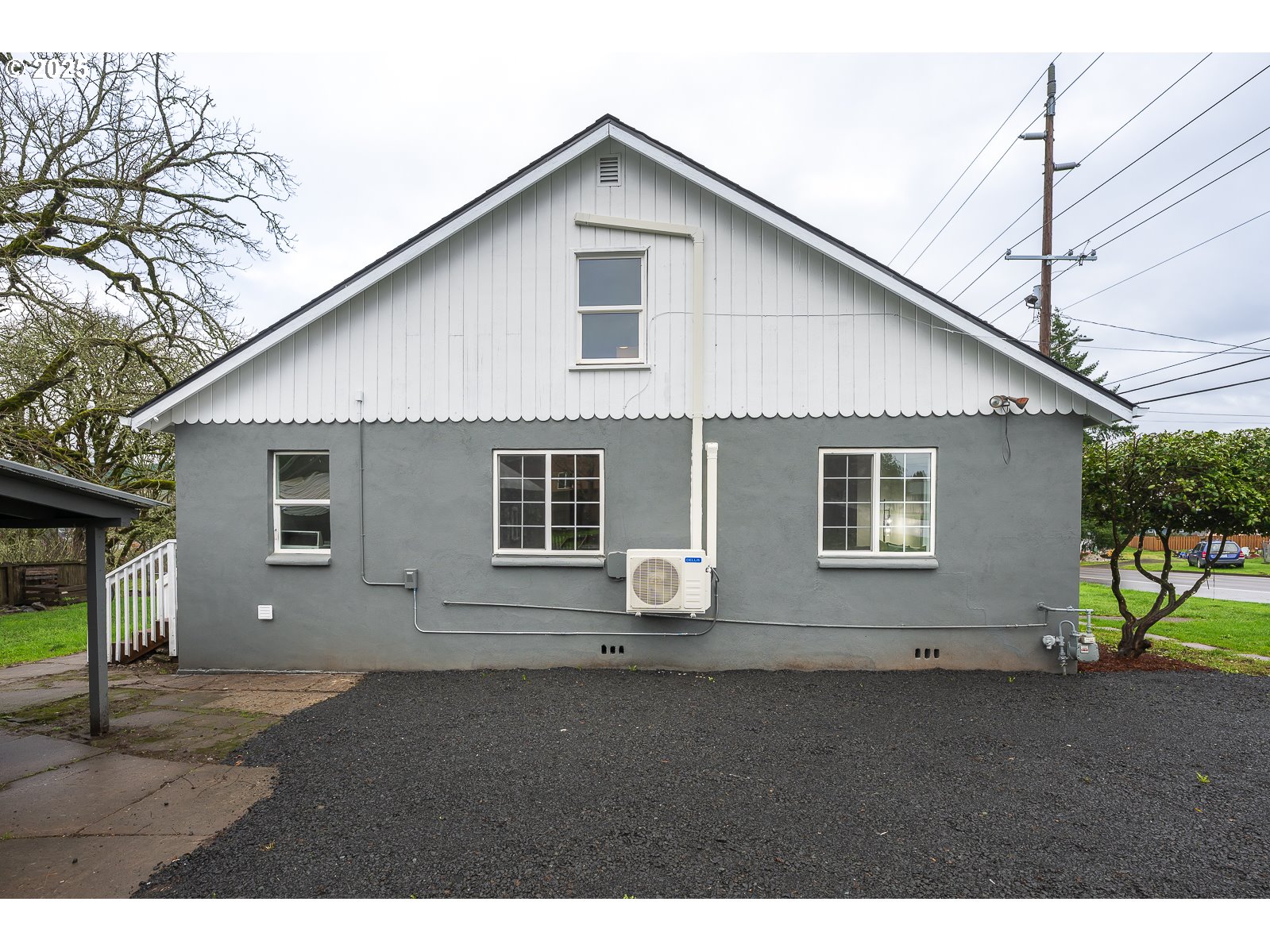 445 Southwest Mill Street Sheridan, OR 97378 - Photo 4 of 38 a view of outdoor space and yard