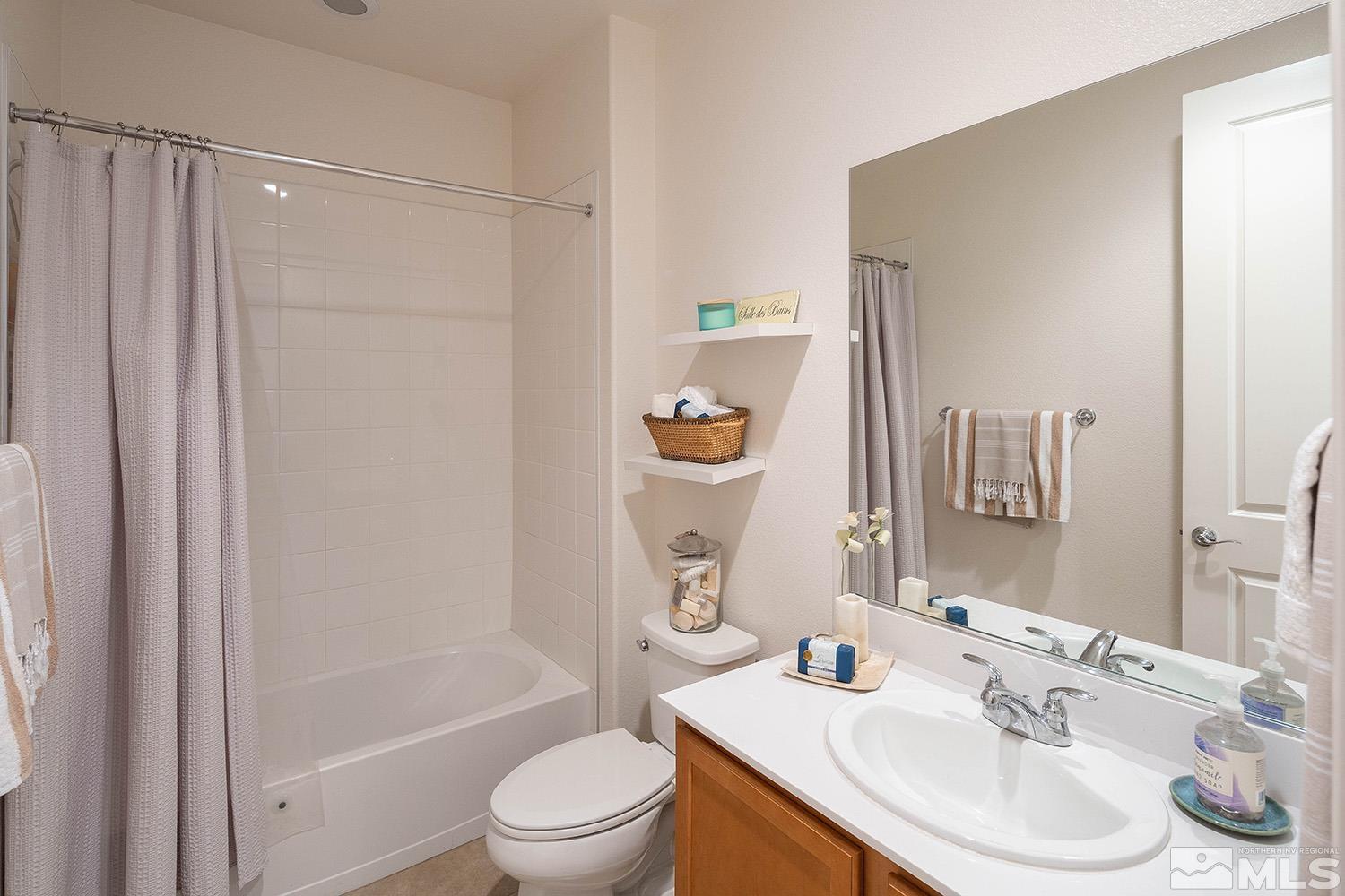2255 Trakehner Lane Reno, NV 89521 - Photo 8 of 40 Photo 8