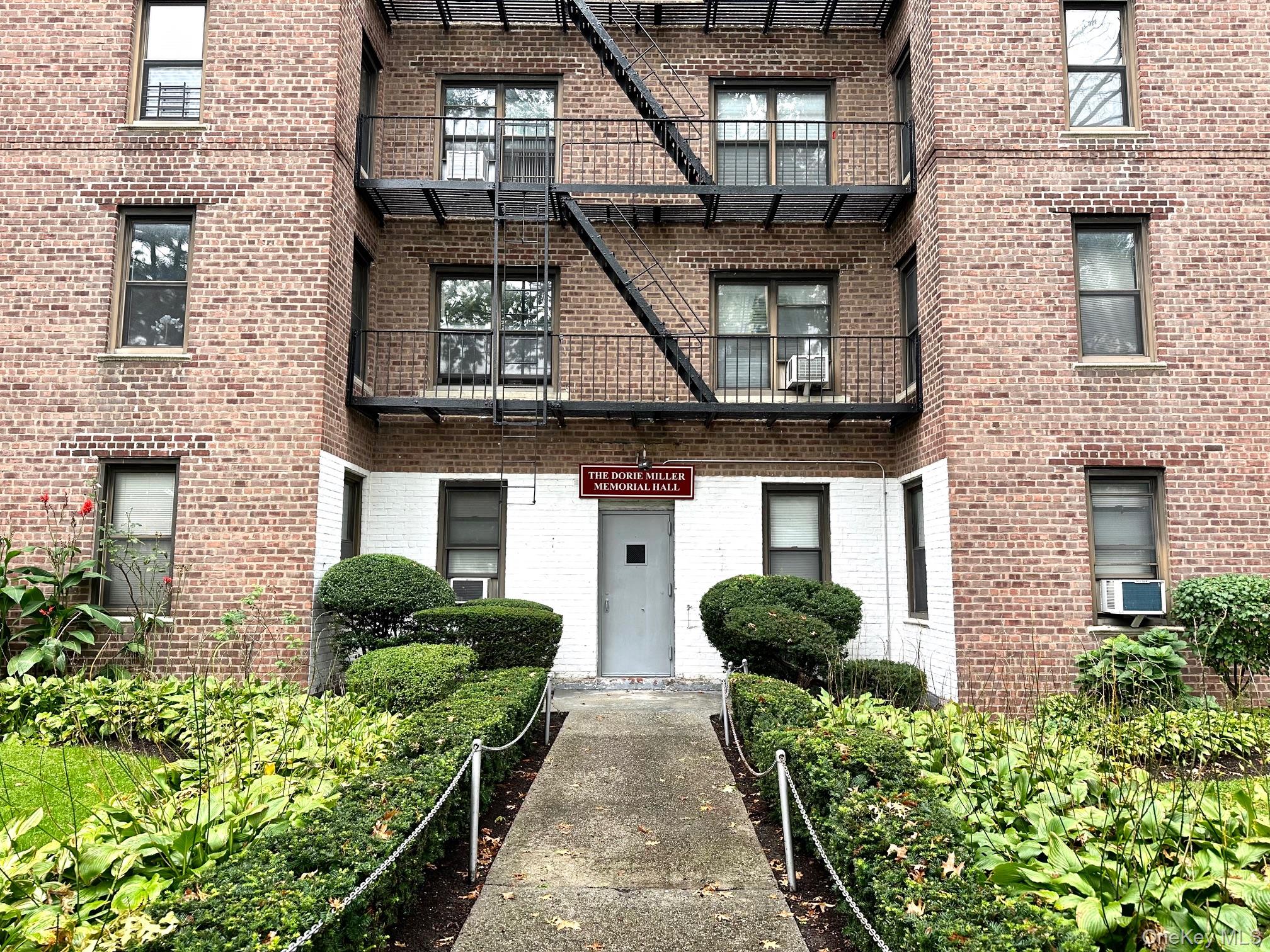 112-25 34th Avenue, Unit 6H Queens, NY 11368 - Photo 27 of 48 Clubhouse for the co-op. Has kitchen and bathroom.