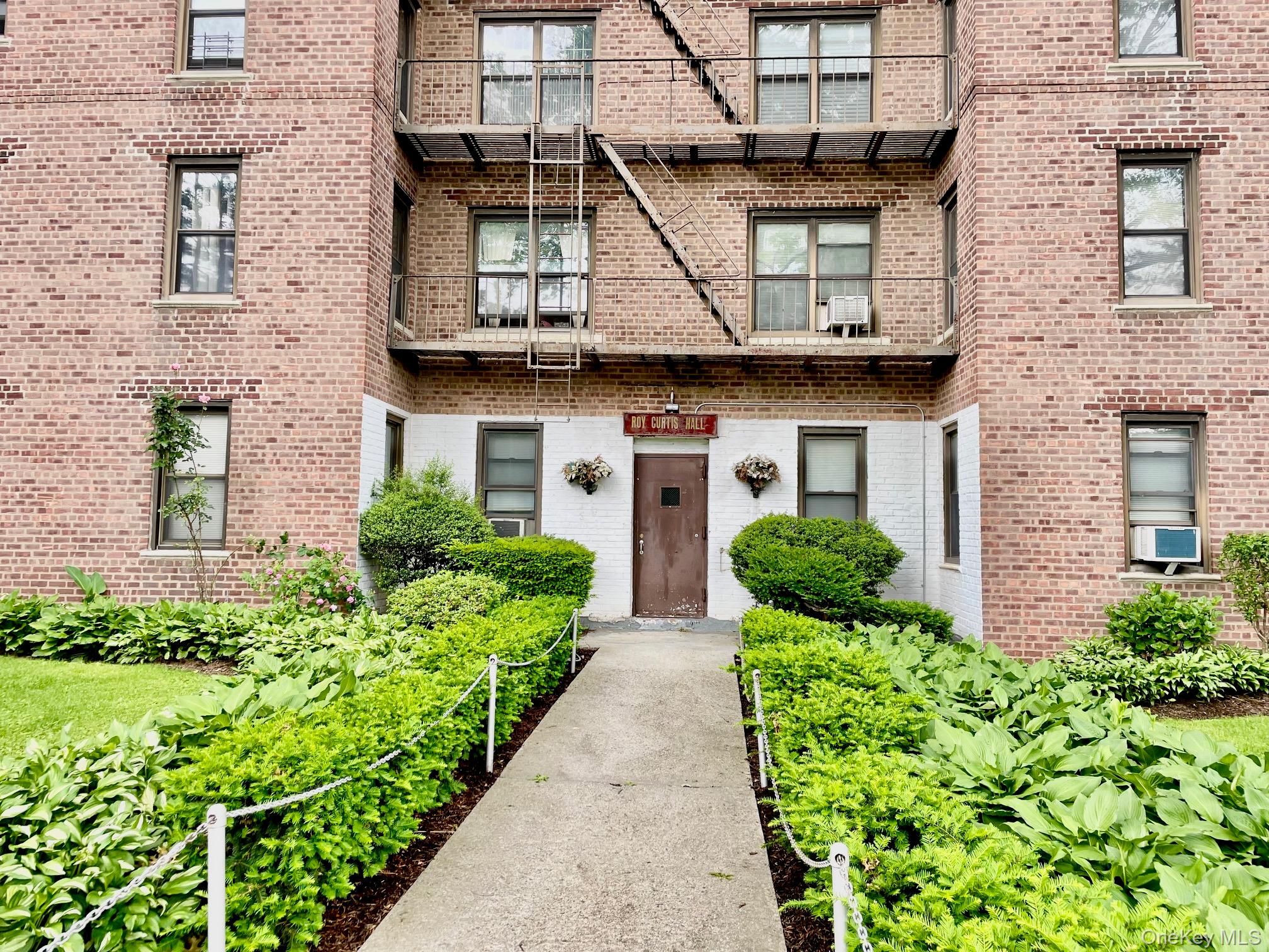 112-25 34th Avenue, Unit 6H Queens, NY 11368 - Photo 28 of 48 Clubhouse for the co-op. Has kitchen and bathroom.