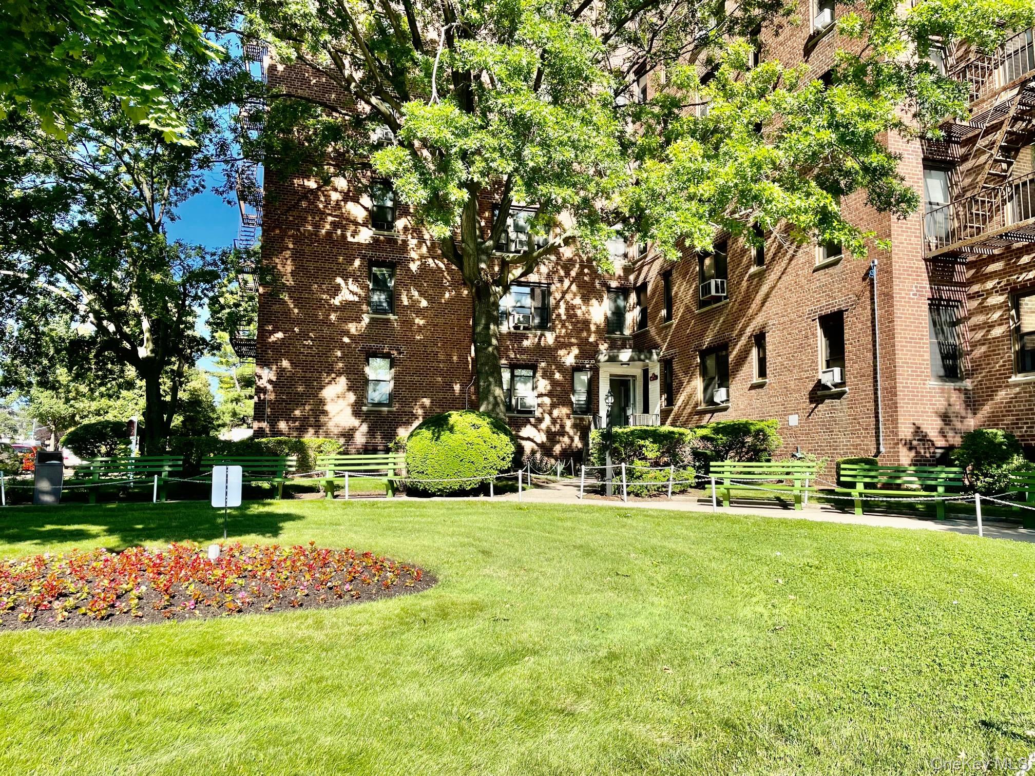 112-25 34th Avenue, Unit 6H Queens, NY 11368 - Photo 39 of 48 Plenty of sitting areas and common spaces