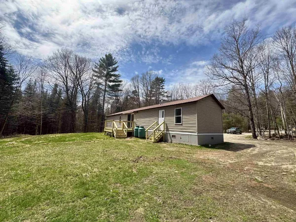 $208,000 | 137 Keyes Hollow Road, Lempster, NH 03605