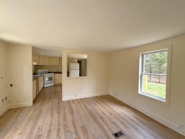 $208,000 | 137 Keyes Hollow Road, Lempster, NH 03605