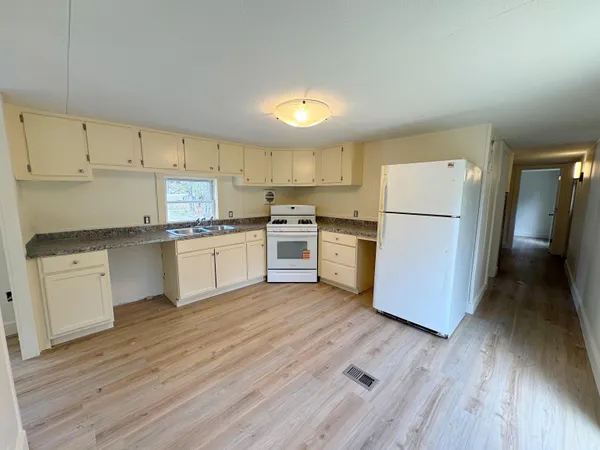 $208,000 | 137 Keyes Hollow Road, Lempster, NH 03605
