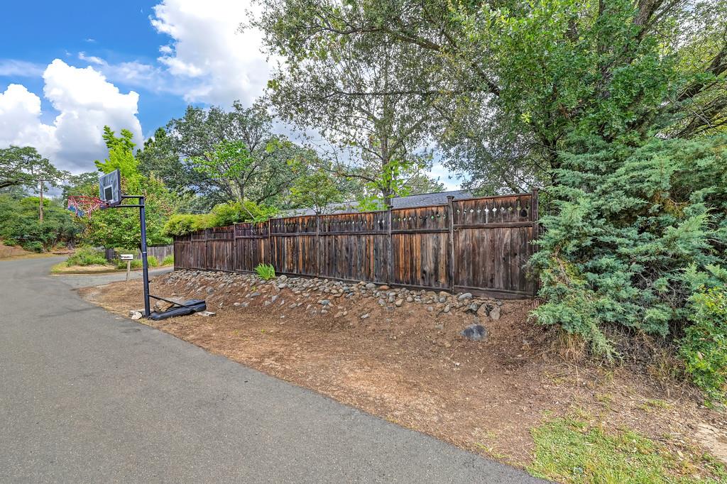 6689 Rhodes Avenue Placerville, CA 95667 - Photo 7 of 60