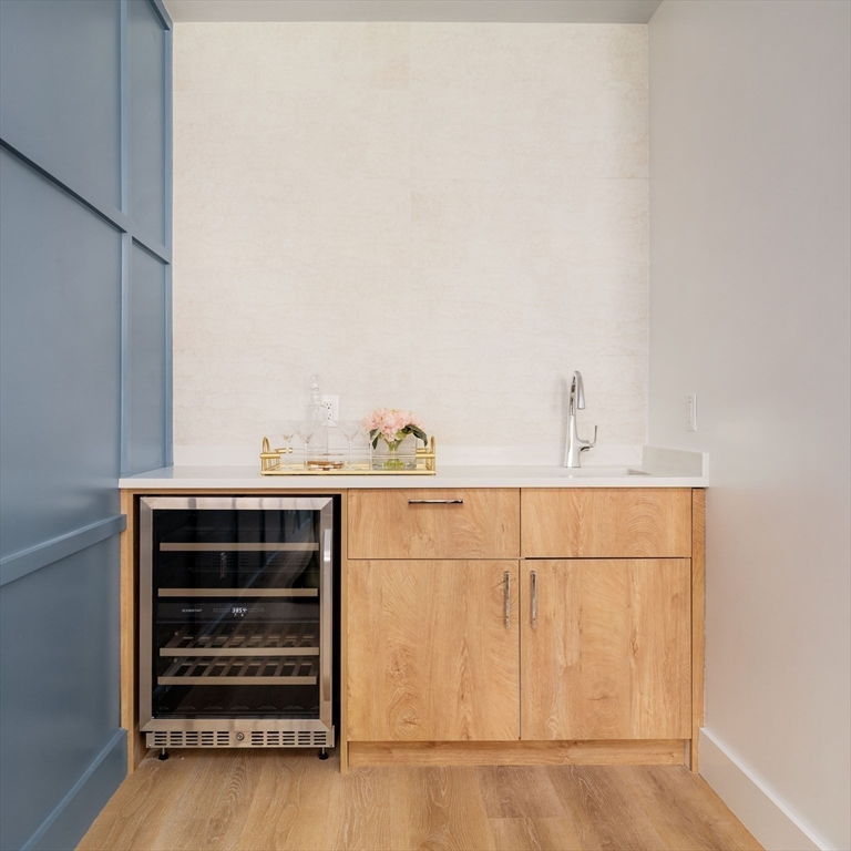 492 Putnam Avenue, Unit 492 Cambridge, MA 02139 - Photo 26 of 30 Gallery Image 26
