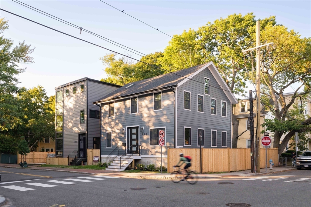 492 Putnam Avenue, Unit 492 Cambridge, MA 02139 - Photo 29 of 30 Gallery Image 29