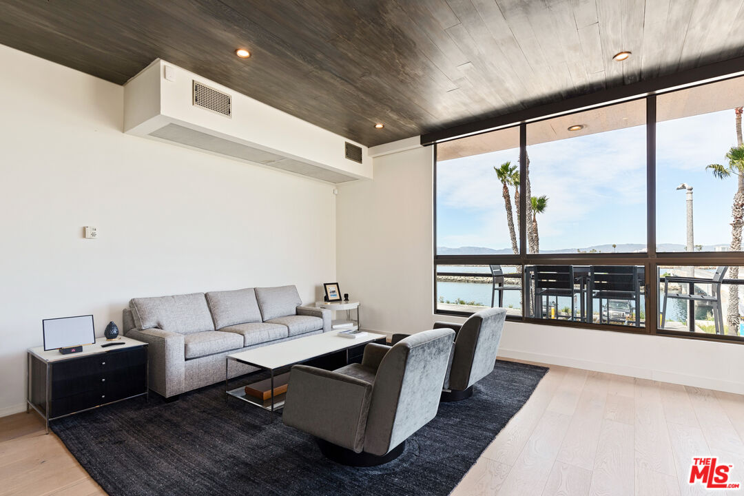 6209 Pacific Avenue, Unit 201 Playa del Rey, CA 90293 - Photo 24 of 48