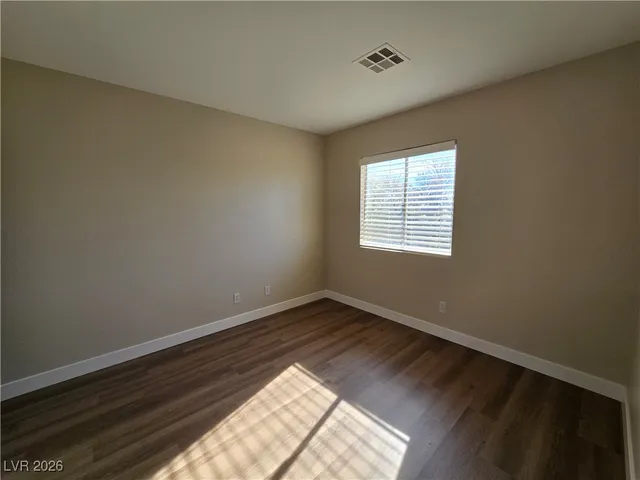 $2,400 | 7824 Pinnochio Avenue, Las Vegas, NV 89131