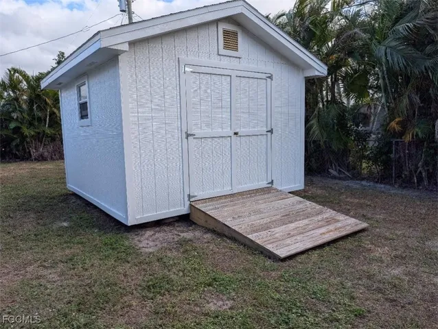 $2,300 | 256 Southeast 46th Terrace, Cape Coral, FL 33904
