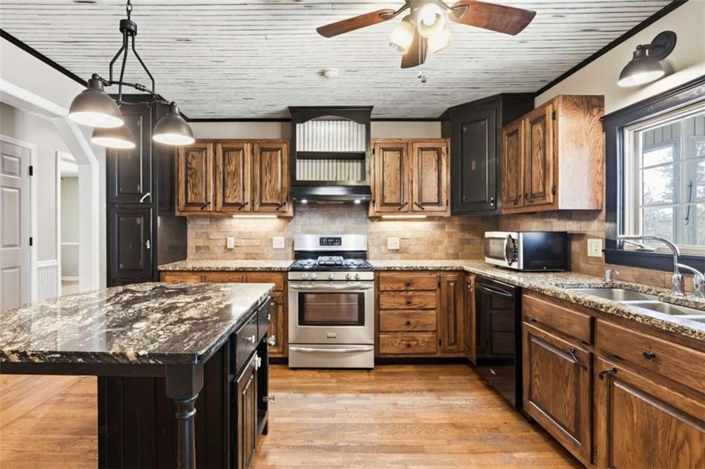 1215 Crossroads Church Road Ellijay, GA 30540 - Photo 31 of 82 Gallery Image 31
