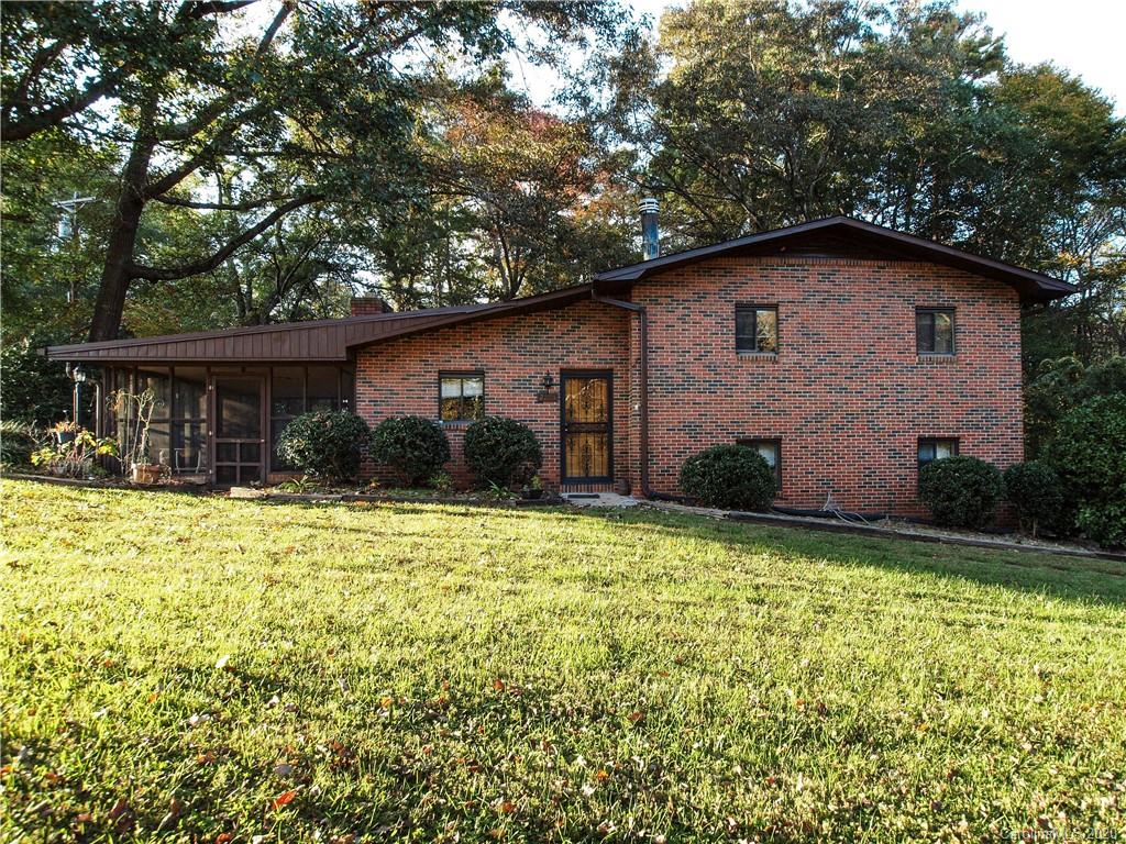 2203 Hillcrest Road Dallas, NC 28034 - Photo 1 of 25 Gallery Image 1