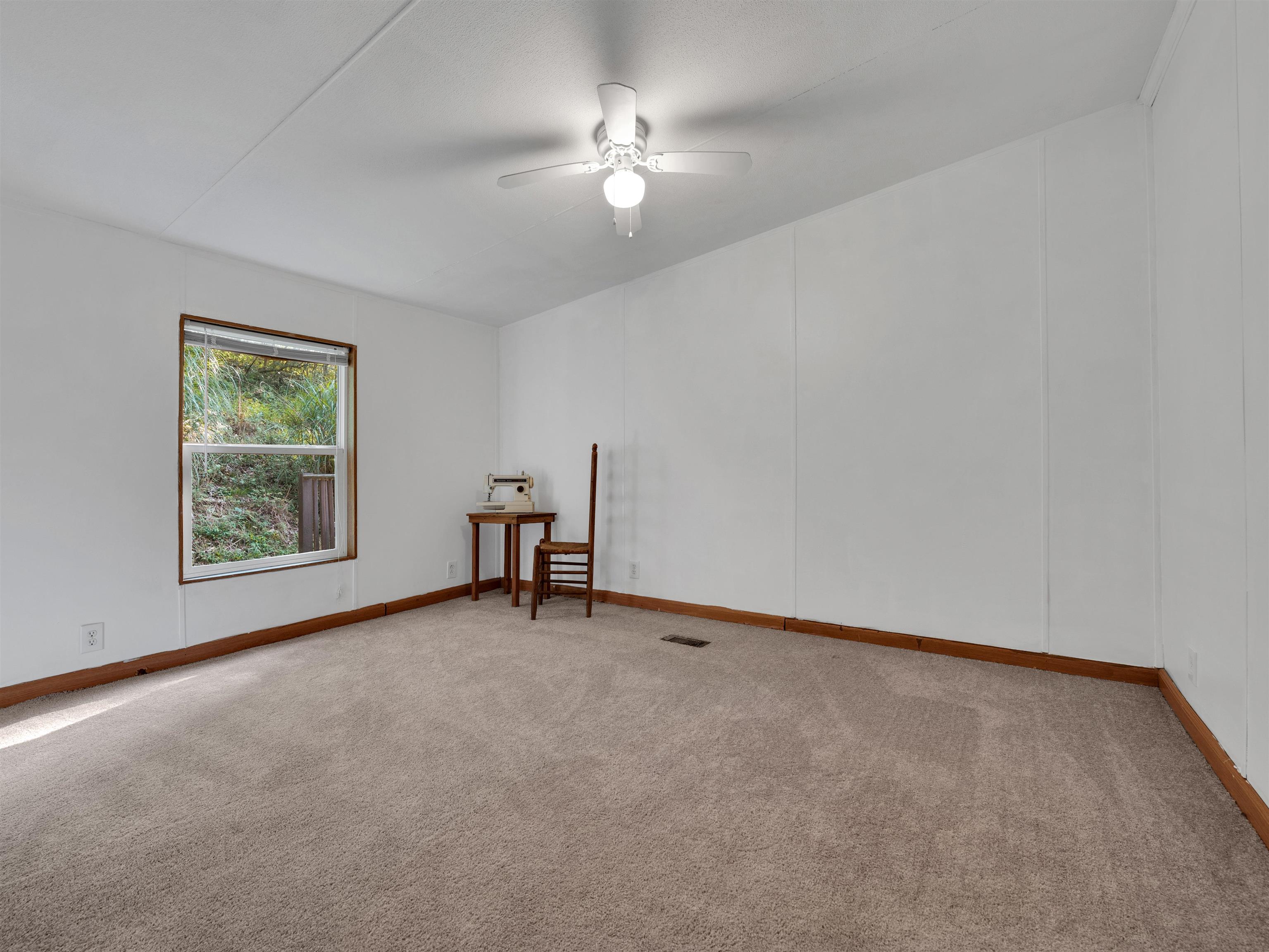 1324 North Poplar Fork Road Hurricane, WV 25526 - Photo 23 of 32 Gallery Image 23