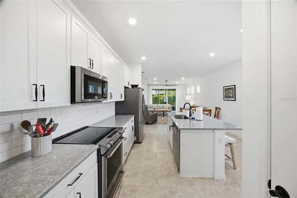 $2,100 | 6176 Southwest 93rd Avenue, Ocala, FL 34481