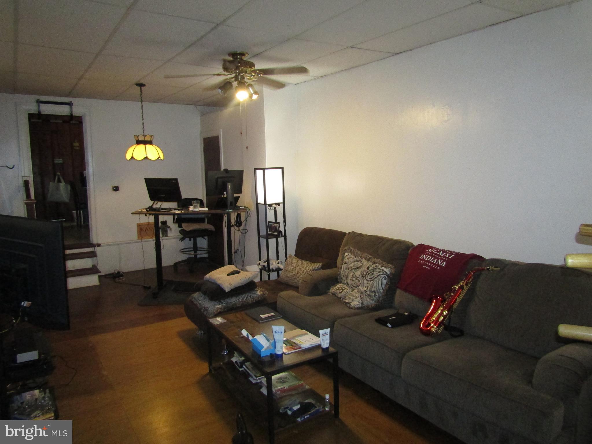 947 South 6th Street Philadelphia, PA 19147 - Photo 2 of 31