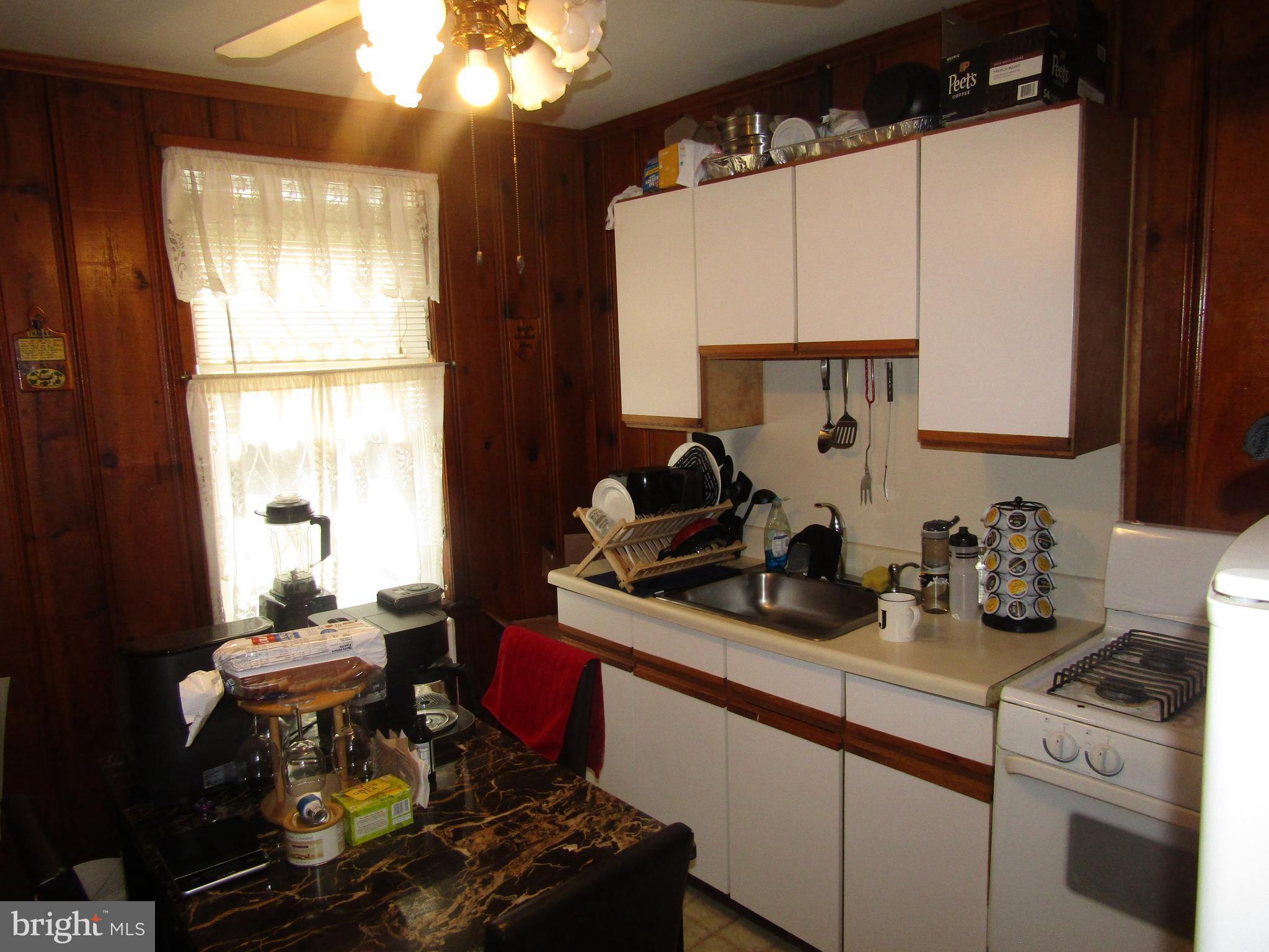 947 South 6th Street Philadelphia, PA 19147 - Photo 6 of 31