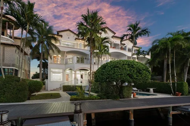 $19,995 | 549 Northeast 19th Avenue, Unit C, Deerfield Beach, FL 33441