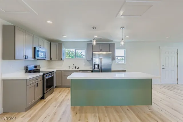 $1,950 | 663 D Avenue, Unit B, Boulder City, NV 89005