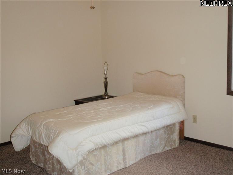 4576 Center Road Brunswick, OH 44212 - Photo 10 of 12 Gallery Image 10
