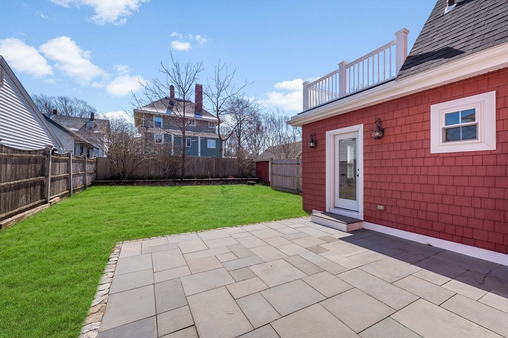 8 Riverside Avenue Gloucester, MA 01930 - Photo 30 of 32