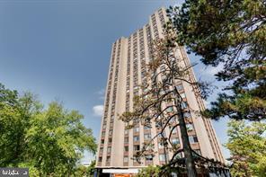 9701 Fields Road, Unit 405 Gaithersburg, MD 20878 - Photo 2 of 19 Front view