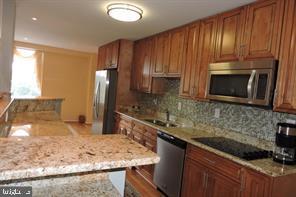 9701 Fields Road, Unit 405 Gaithersburg, MD 20878 - Photo 6 of 19 kitchen