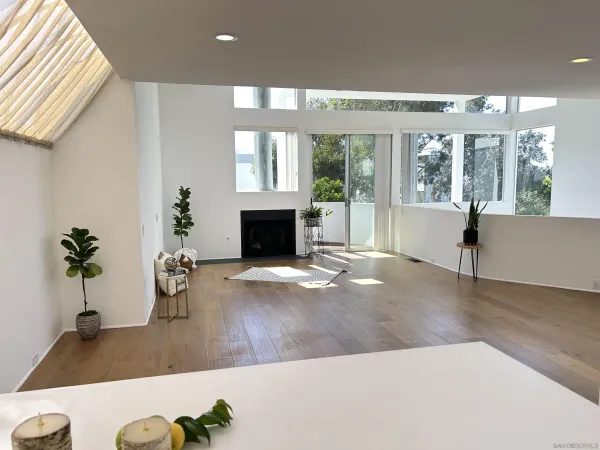 $6,500 | 216 4th Street, Del Mar, CA 92014