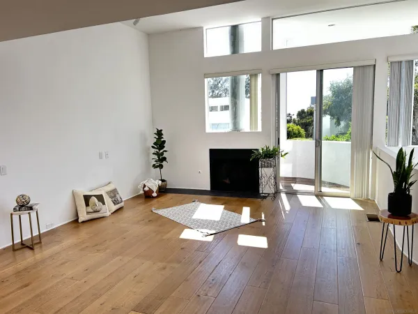 $6,500 | 216 4th Street, Del Mar, CA 92014