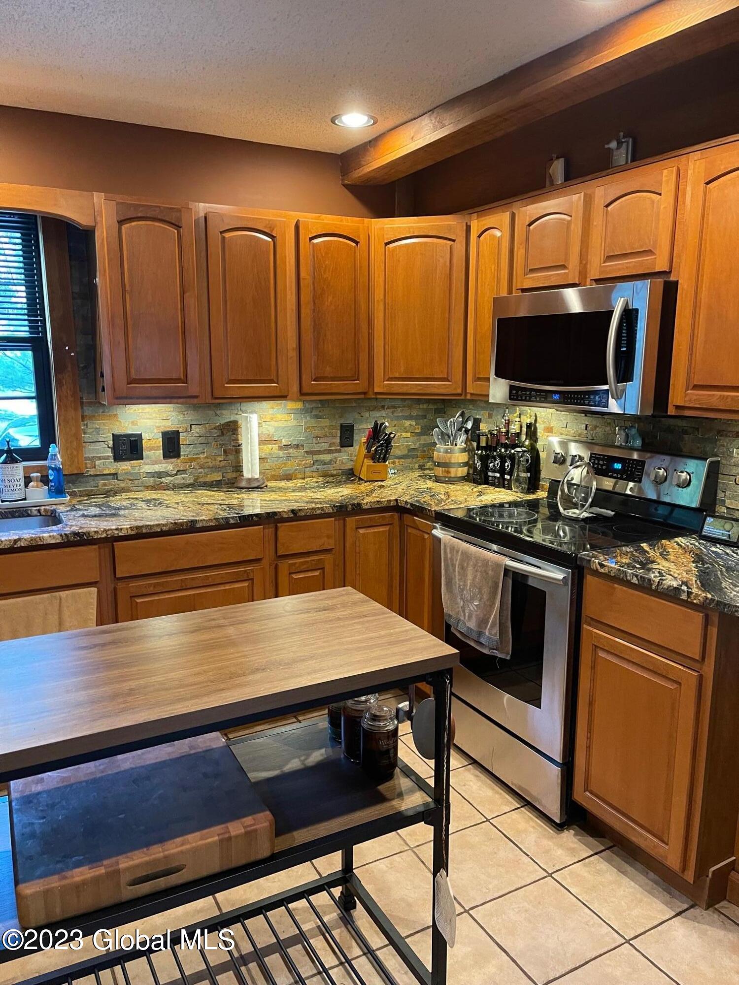 46 North Shore Road Edinburg, NY 12134 - Photo 3 of 37 IMG_2262