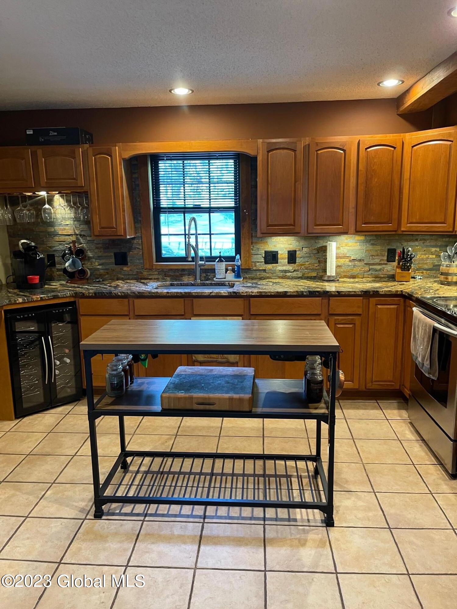 46 North Shore Road Edinburg, NY 12134 - Photo 4 of 37 IMG_2263