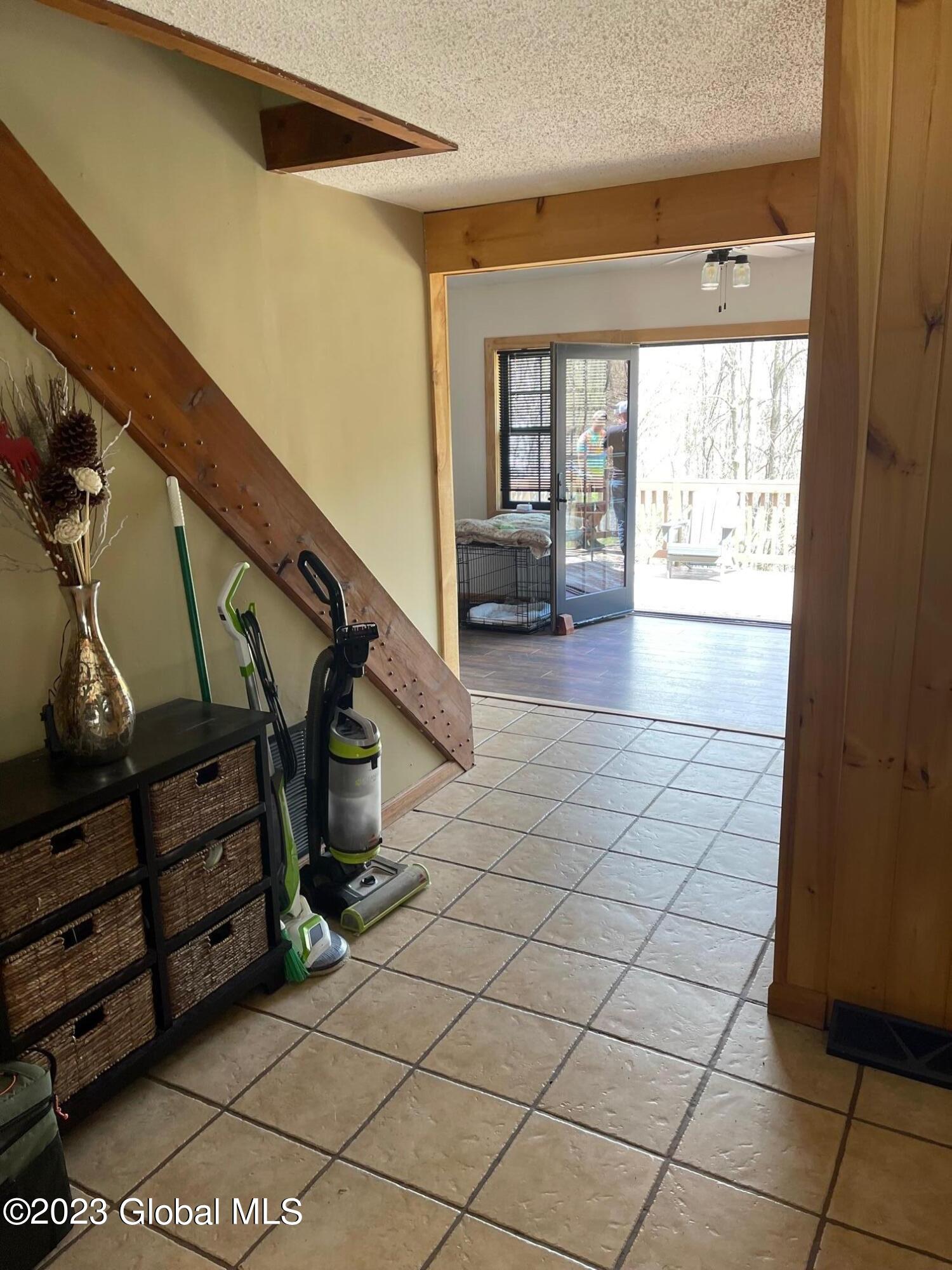 46 North Shore Road Edinburg, NY 12134 - Photo 7 of 37 IMG_2182 (1)