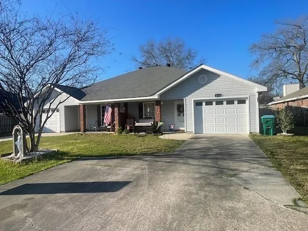 $192,500 | 816 Eden Oaks Drive, Ponchatoula, LA 70454