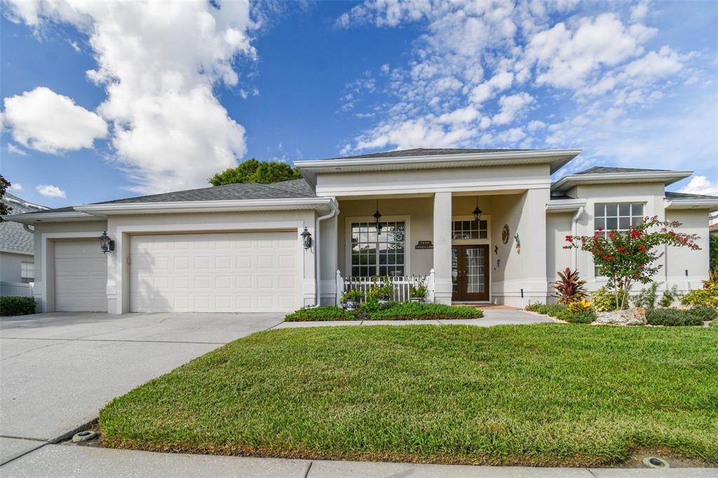 Neat and fresh, great curb appeal as you come home