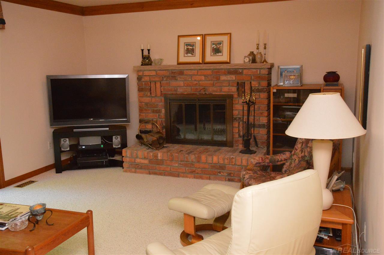 1385 West Fairview Lane Rochester Hills, MI 48306 - Photo 8 of 24
