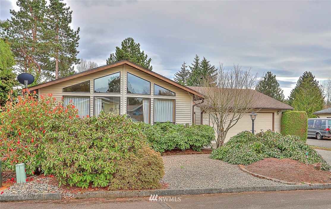 932 241st Place Southwest Bothell, WA 98021 - Photo 2 of 25