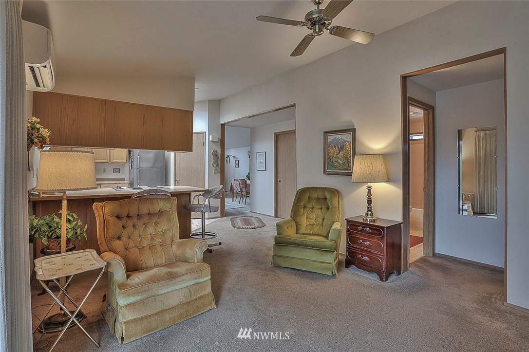 932 241st Place Southwest Bothell, WA 98021 - Photo 13 of 25
