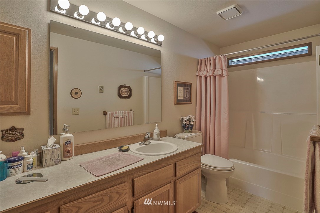 932 241st Place Southwest Bothell, WA 98021 - Photo 20 of 25