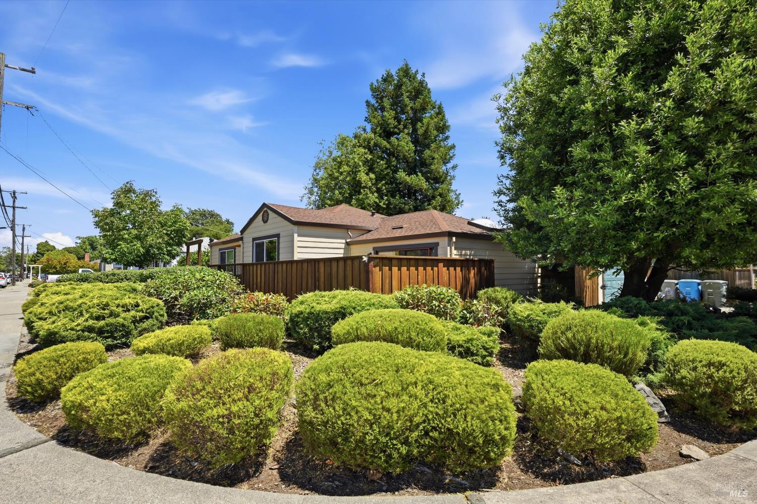 2006 Montgomery Drive Santa Rosa, CA 95405 - Photo 4 of 36