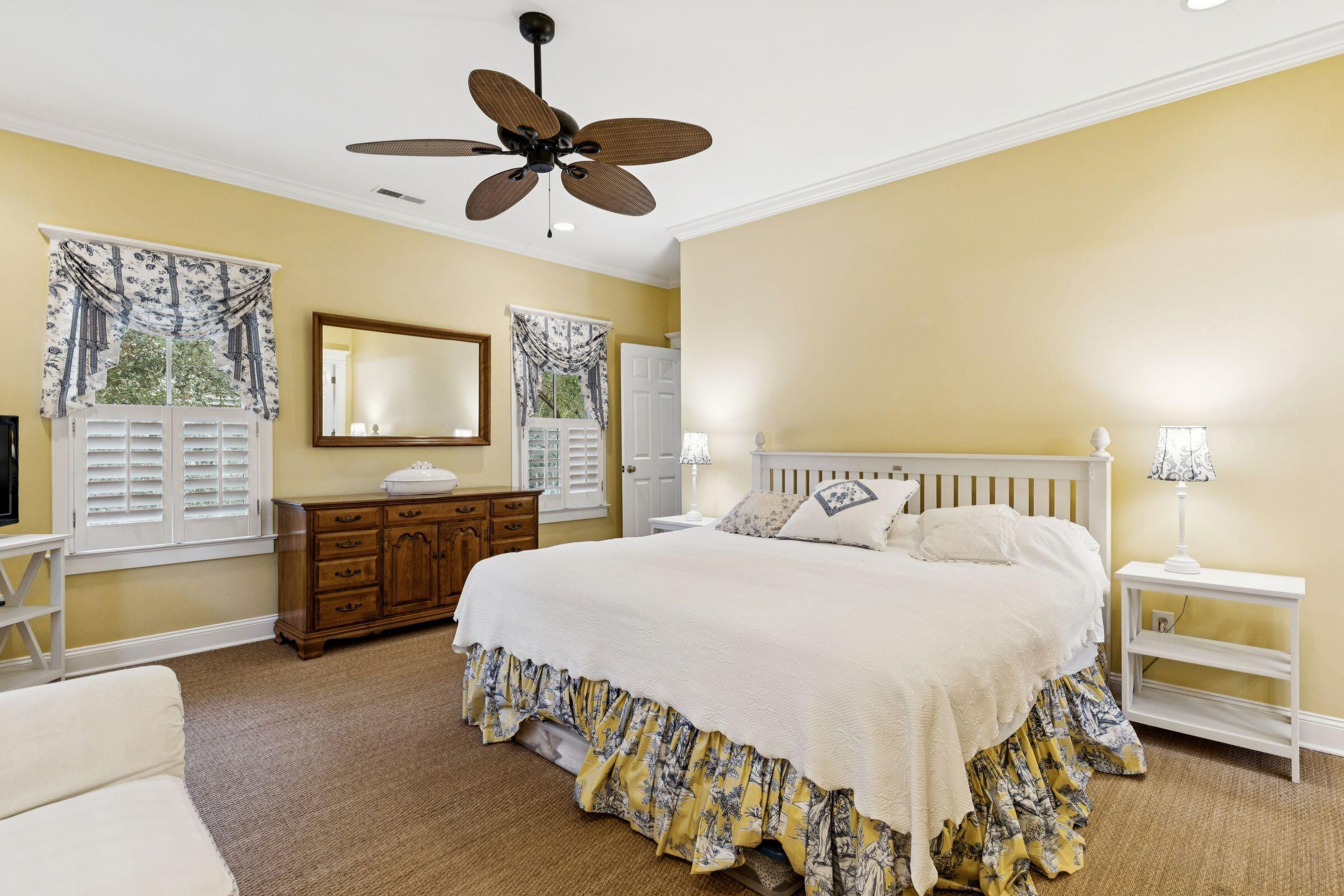 55 Eastlake Road Mount Pleasant, SC 29464 - Photo 22 of 54 55 Eastlake-KeenEyeMarketing-024