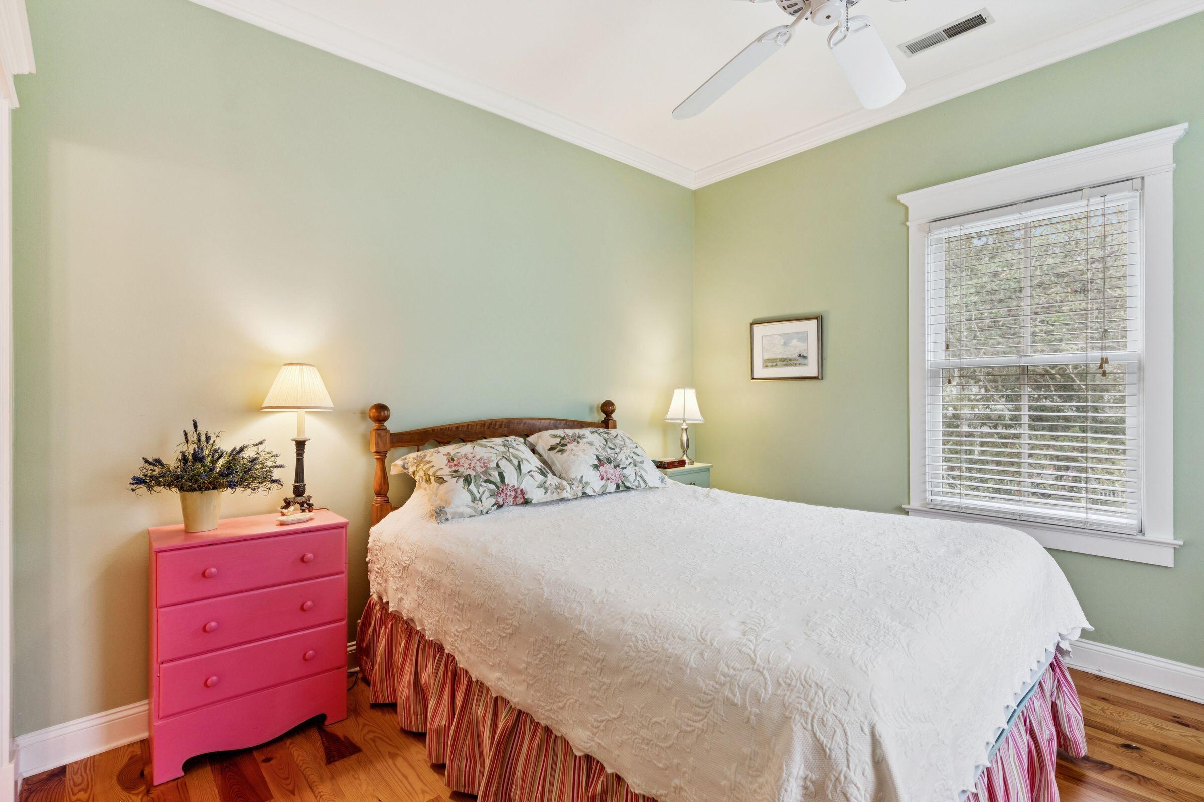 55 Eastlake Road Mount Pleasant, SC 29464 - Photo 26 of 54 55 Eastlake-KeenEyeMarketing-035