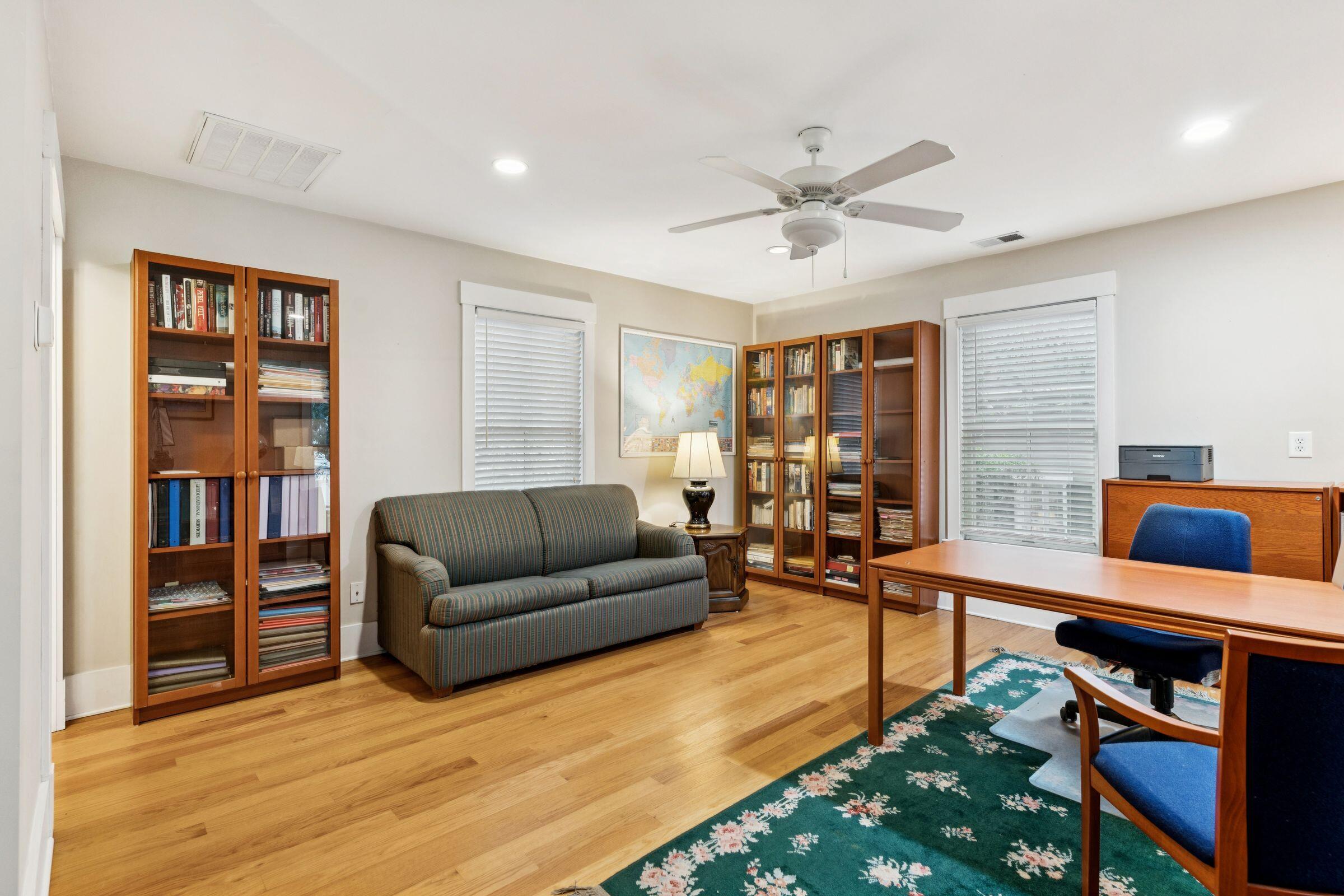 55 Eastlake Road Mount Pleasant, SC 29464 - Photo 30 of 54 55 Eastlake-KeenEyeMarketing-040