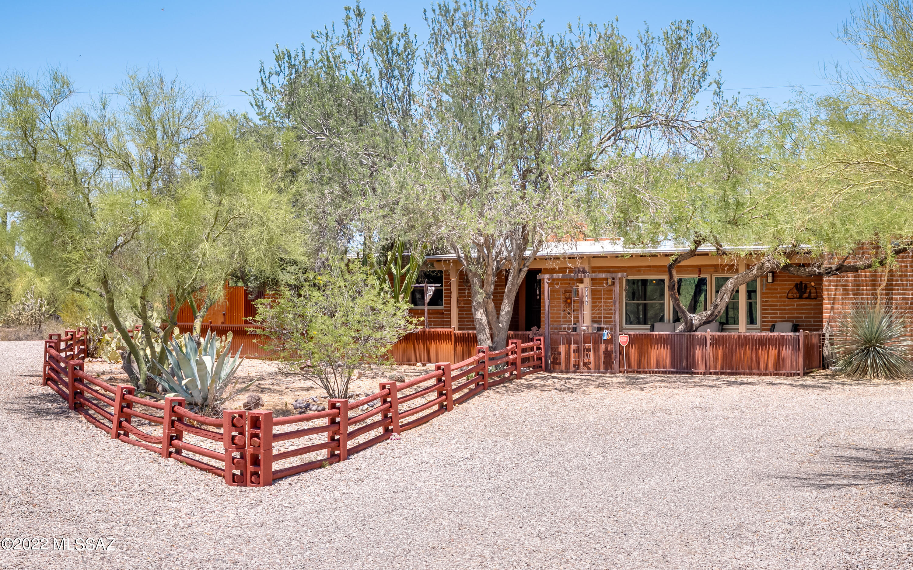 2515 North Rising Star Trail Tucson, AZ 85745 - Photo 2 of 31 Gallery Image 2
