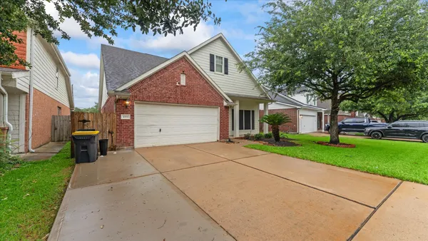 $299,000 | 4931 Trailing Clover Court, Houston, TX 77084