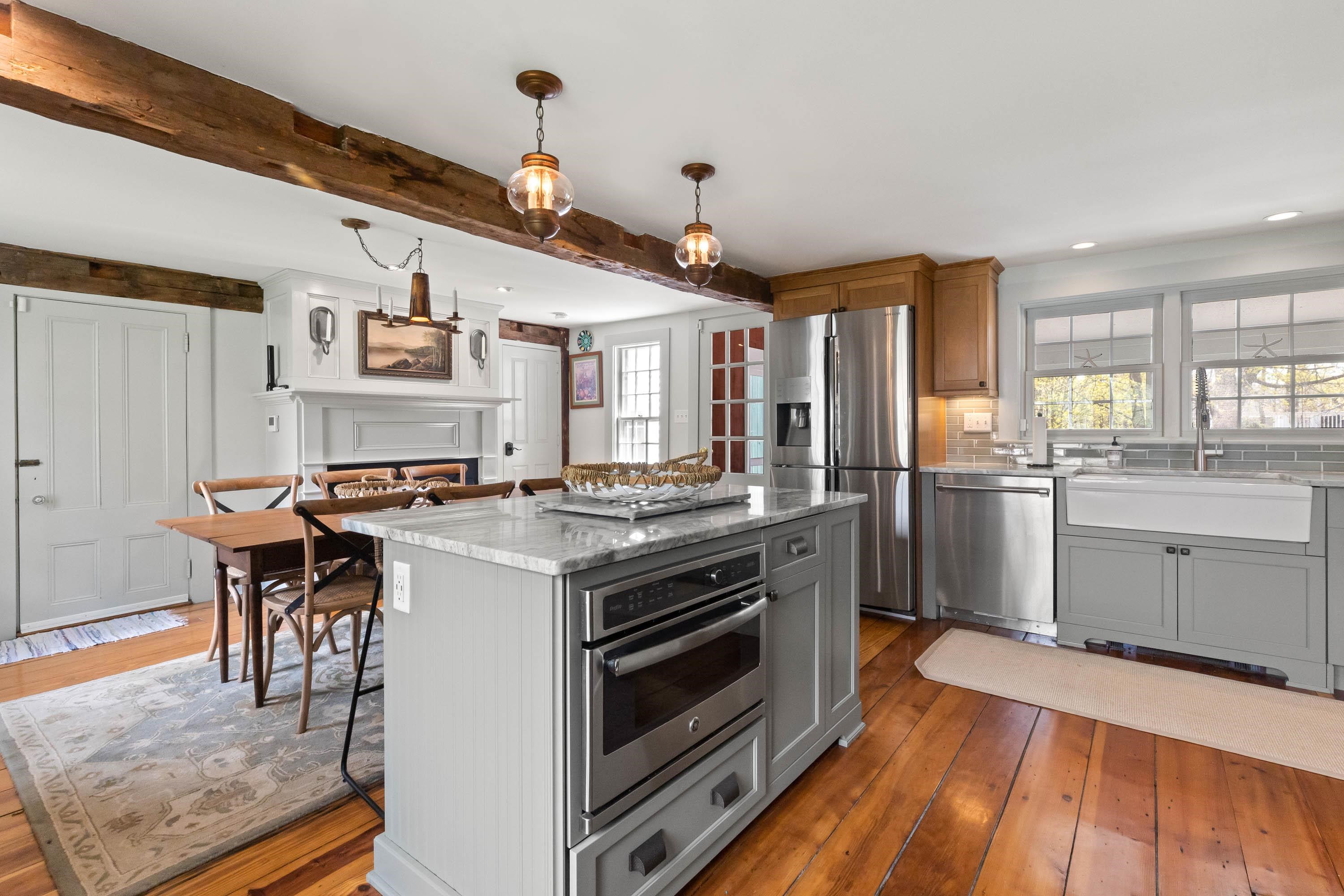 222 Winnacunnet Road Hampton, NH 03842 - Photo 7 of 40