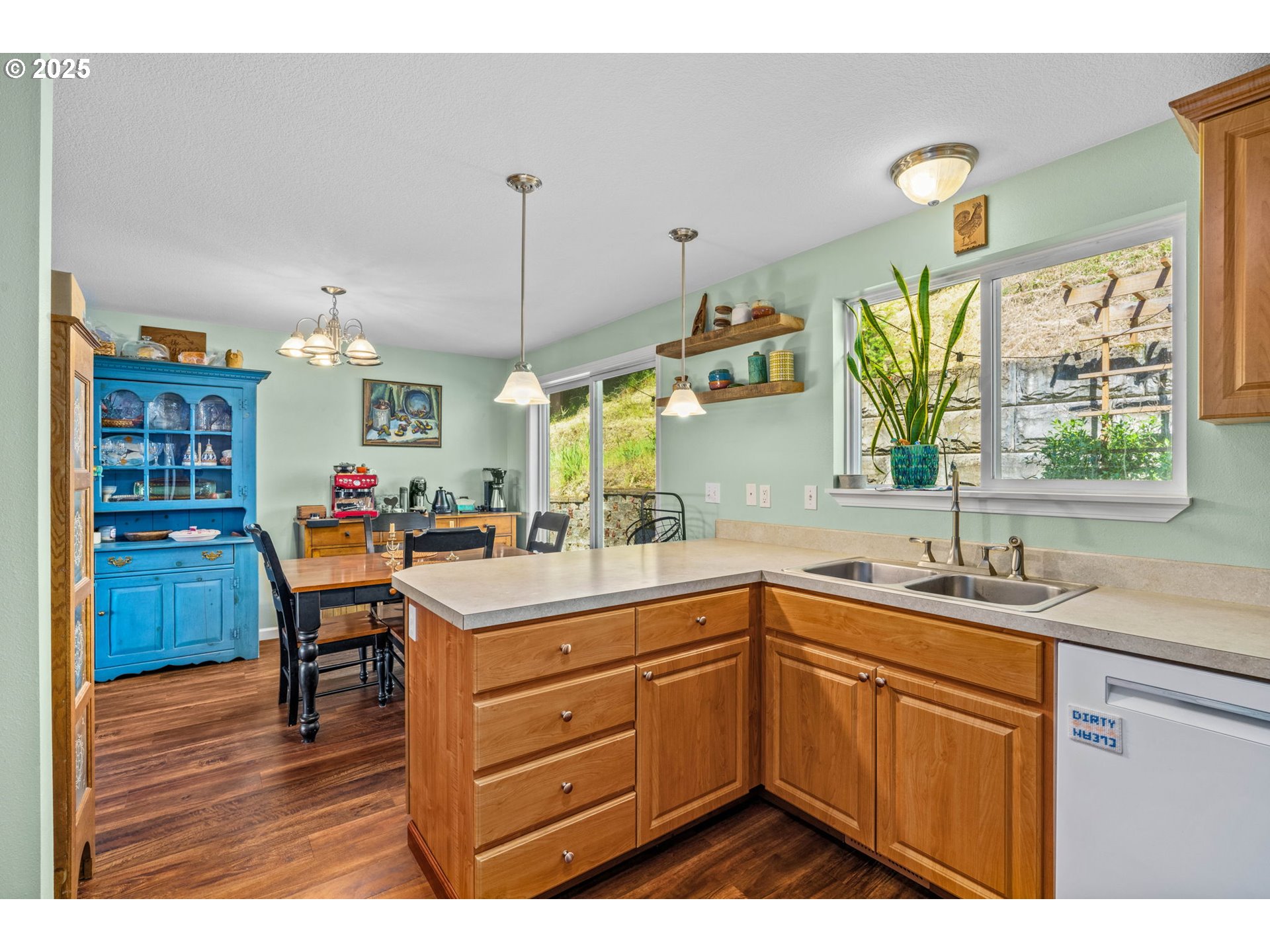 34637 Knox Butte Road East Albany, OR 97322 - Photo 11 of 47 a kitchen with a sink and cabinets