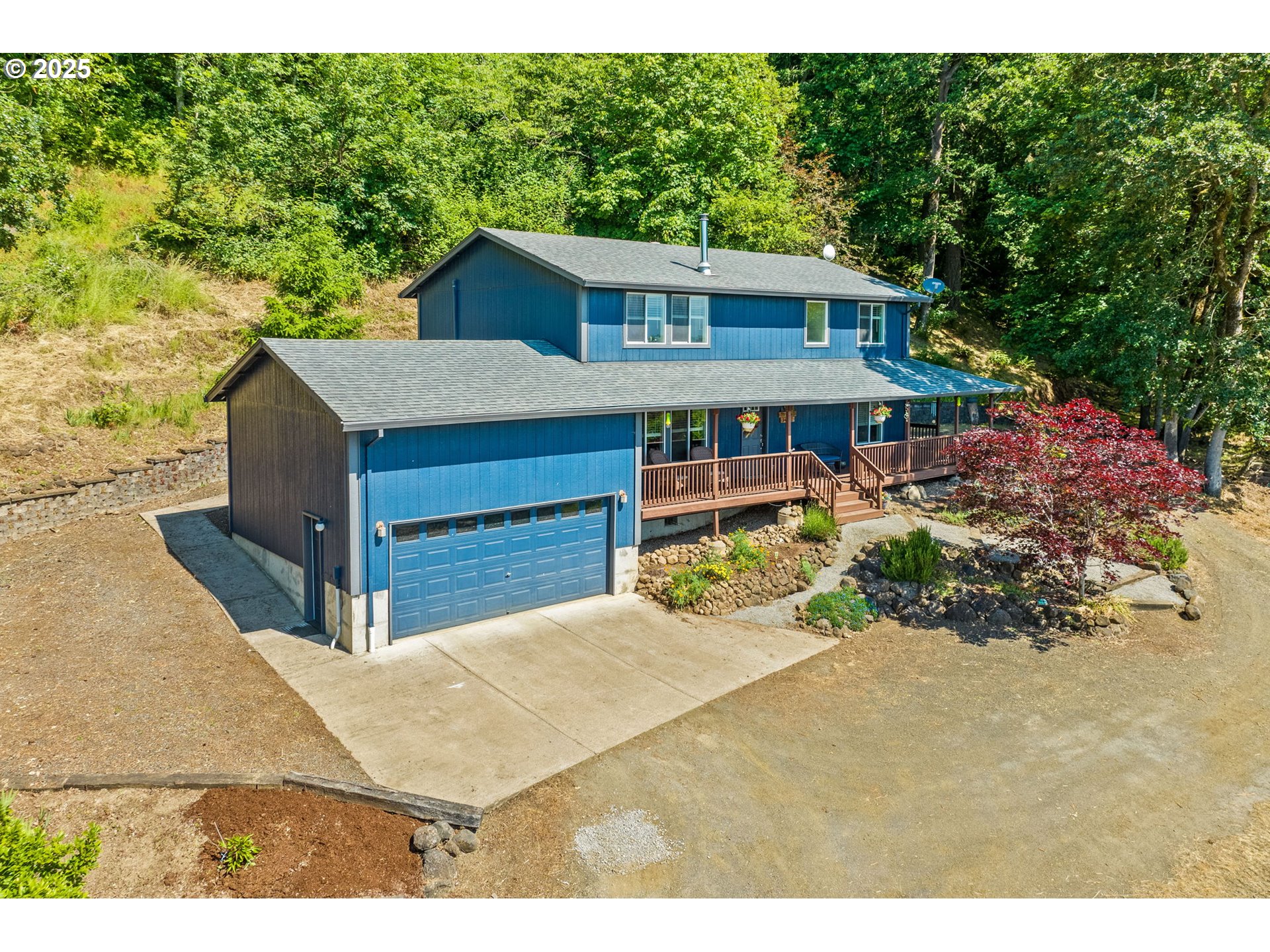 34637 Knox Butte Road East Albany, OR 97322 - Photo 2 of 47 a view of a house with a yard and potted plants