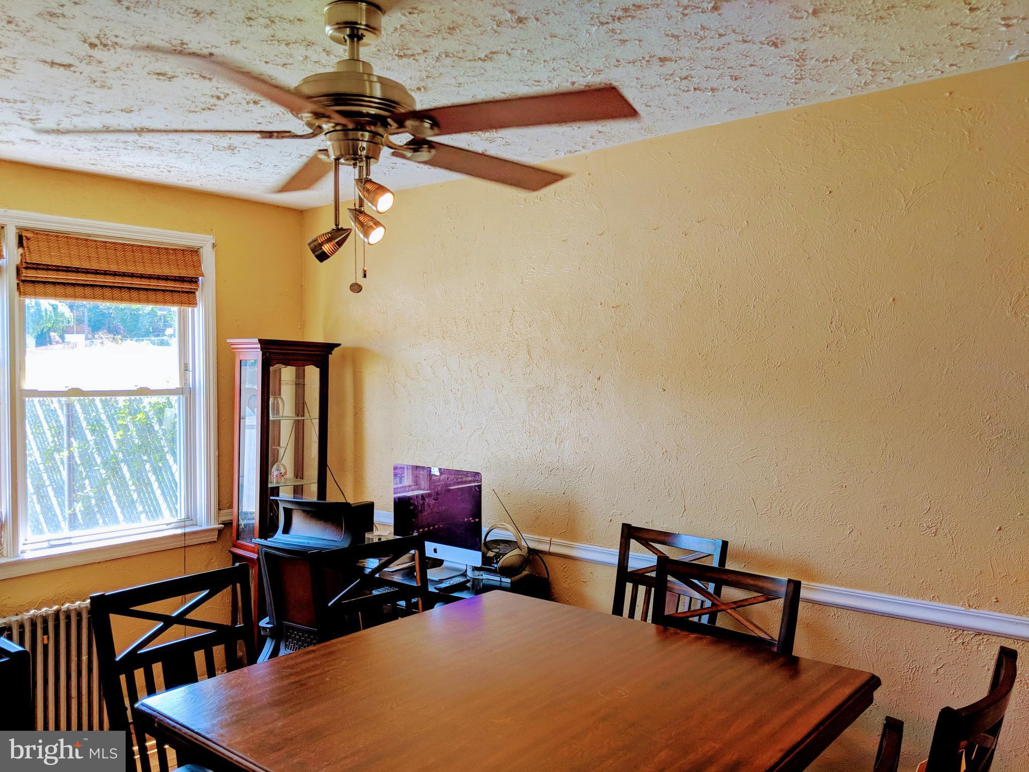 4253 Rokeby Road Baltimore, MD 21229 - Photo 6 of 19 Dining Room