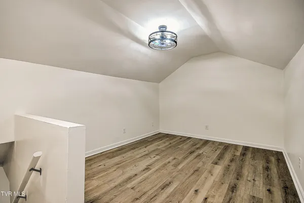 $1,695 | 2971 Broad Street, Unit 163, Bristol, TN 37620