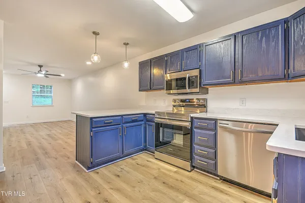 $1,695 | 2971 Broad Street, Unit 163, Bristol, TN 37620