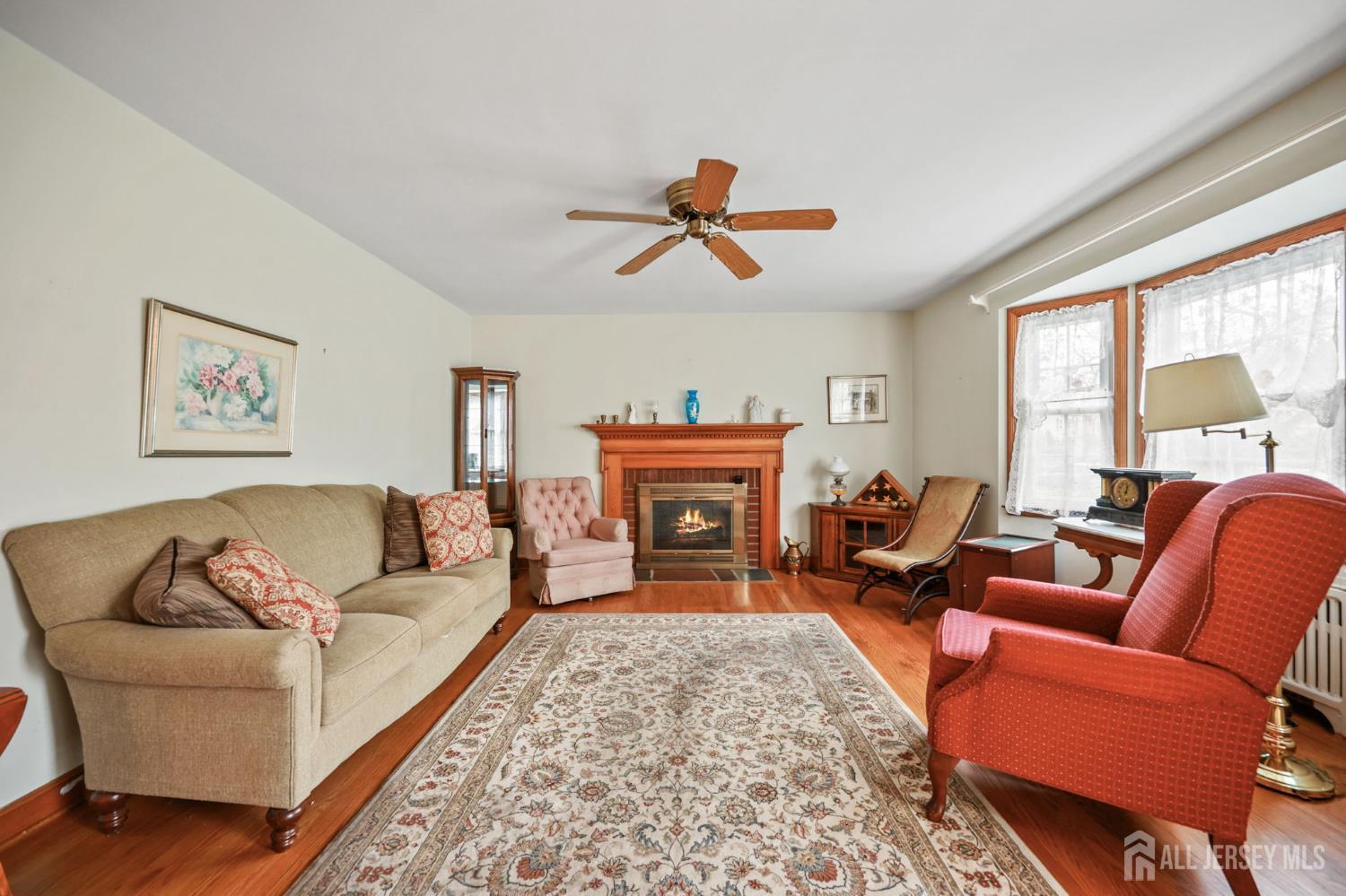 733 3rd Street Dunellen, NJ 08812 - Photo 3 of 27